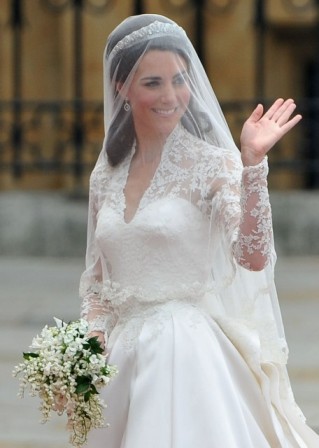 Дві весільні сукні Кейт Міддлтон